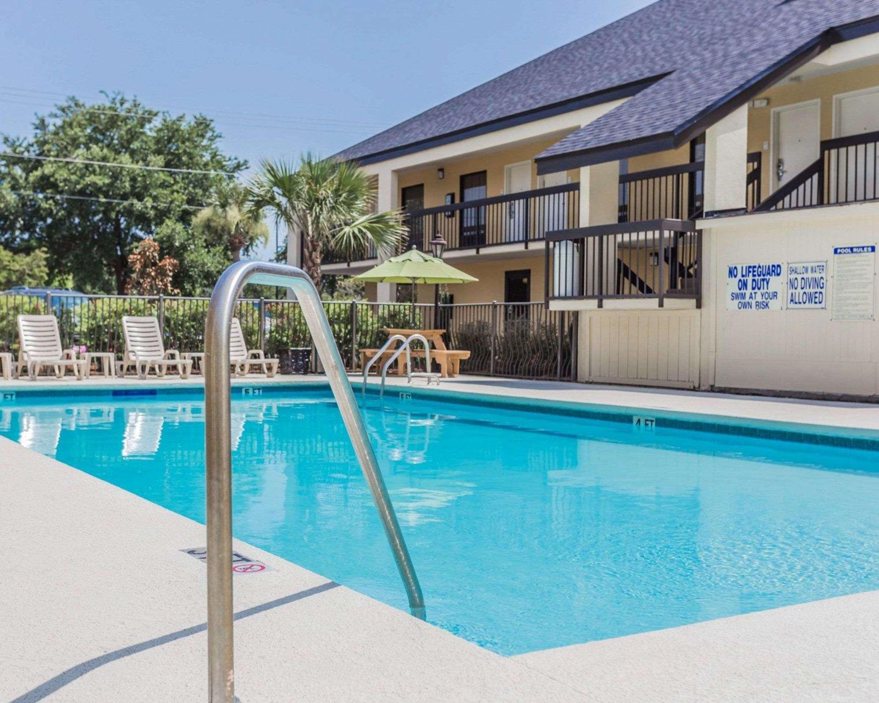 Quality Inn Mt Pleasant - Charleston Mount Pleasant Exterior photo